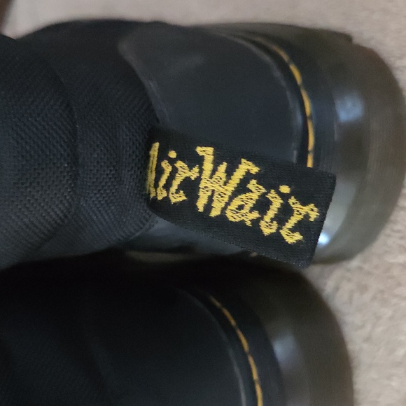 EUC! Dr. Marten Air Wair Bouncing sole - Picture 6 of 9